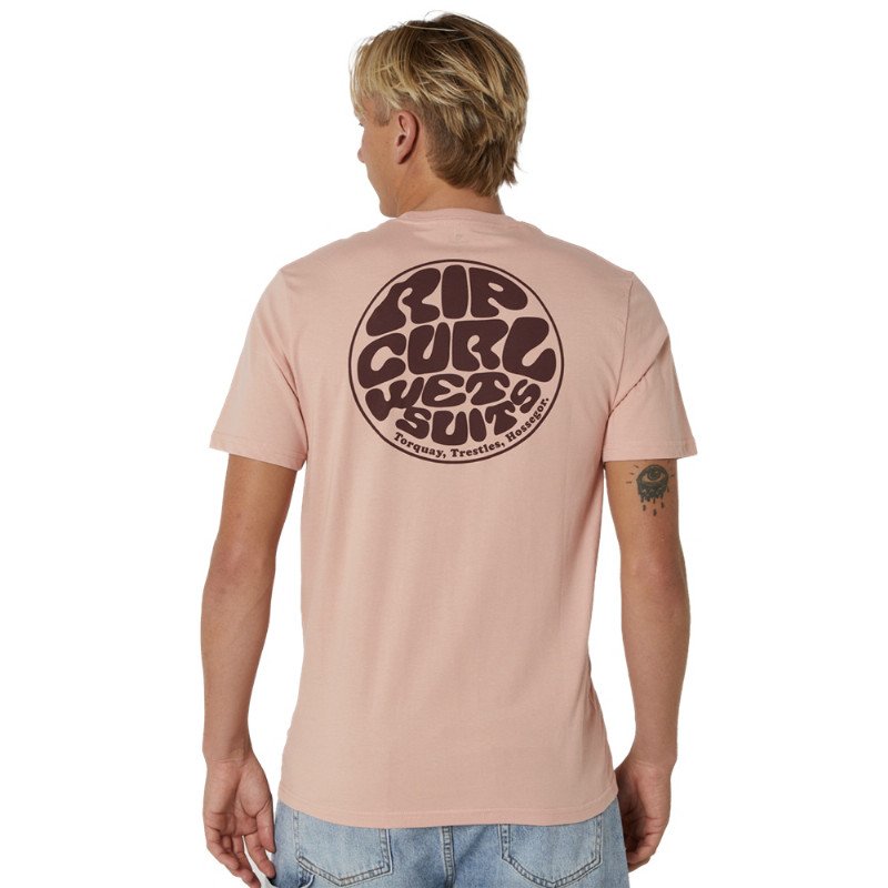 Wetsuit Icon T-Shirt in Light Peach